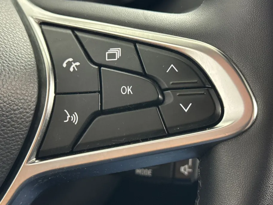 Renault Captur 1.6 E-Tech HEV 145 Intens | Apple Carplay/Android Auto | Parkeercamera | Cruise Control