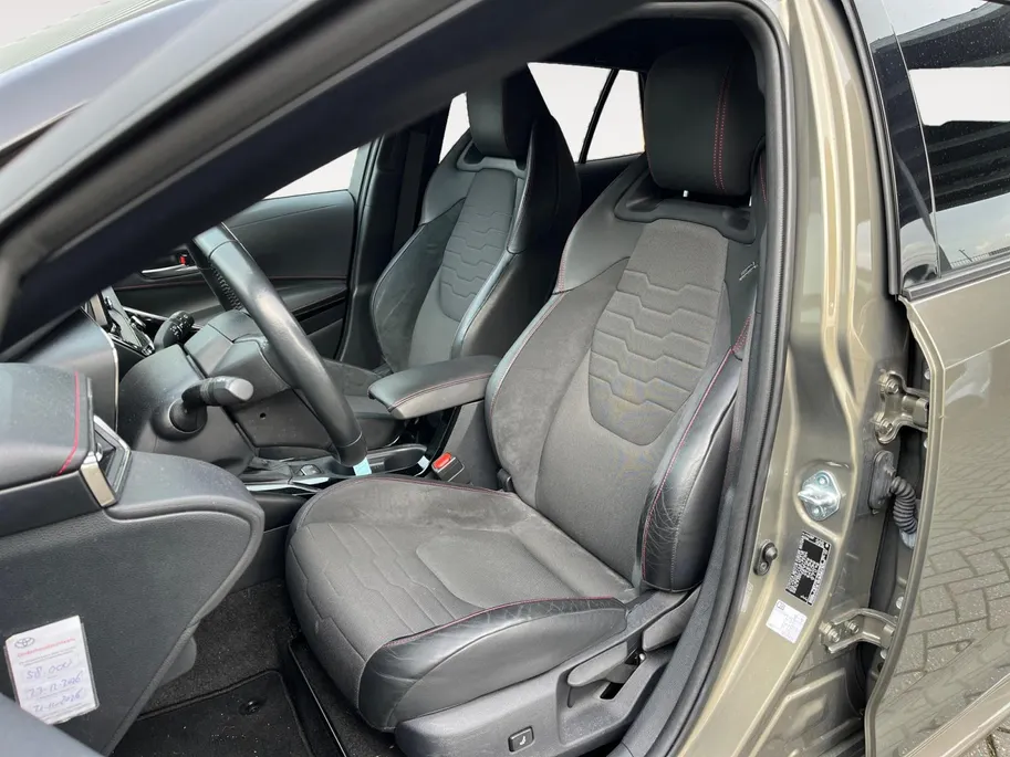 Toyota Corolla Touring Sports 1.8 Hybrid Executive Virtual Display | 2022 | 50.000 km | Automaat