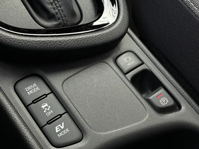 Toyota Yaris Cross 1.5 Hybr 130 Dynamic Comfort Pack | Stoelverw. | PDC V+A | Adapt. Cruise