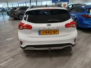 Ford Focus 1.0 EcoBoost 125PK Active Business | Winter Pack | Afn. Trekhaak | Zwart dak | Dakreling |