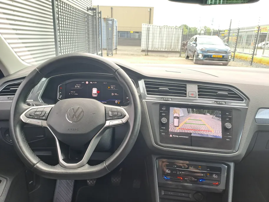 Volkswagen Tiguan 1.5 TSI Life Business | Cruise control adaptief | Navi | Camera | Apple carplay | Andriod Auto
