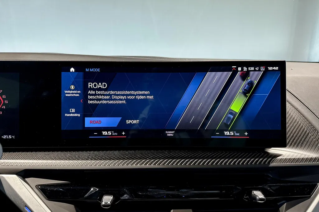 BMW XM PHEV 30 kWh