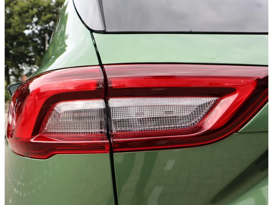 Ford Kuga 2.5 PHEV Titanium | tot €5.000,- Korting | 0,99% Ford Options | 2100KG Trekgewicht | Nieuw te bestellen |