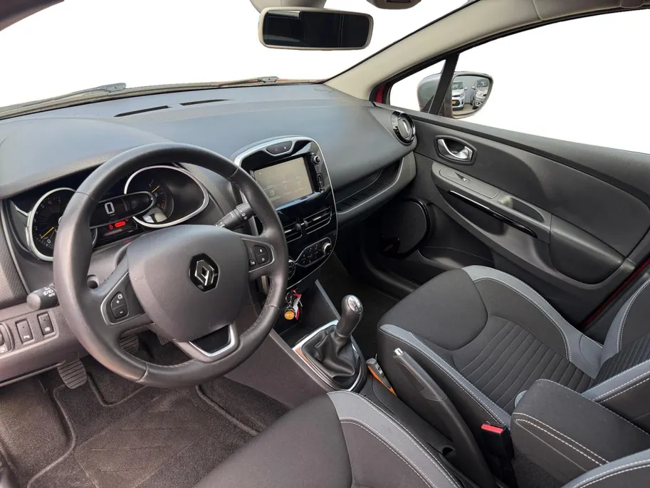 Renault Clio 0.9 TCe Dynamique | GT-LINE Pakket | Navigatie | Achteruitrijcamera | Climate control | 12 maanden garantie! |