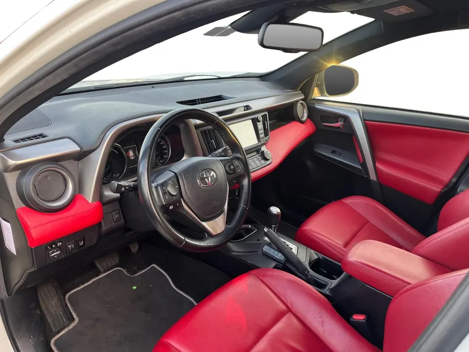 Toyota RAV4 2.5 Hybrid Automaat Dynamic Camera | Leer | Elektr. kofferklep | Clima | etc.
