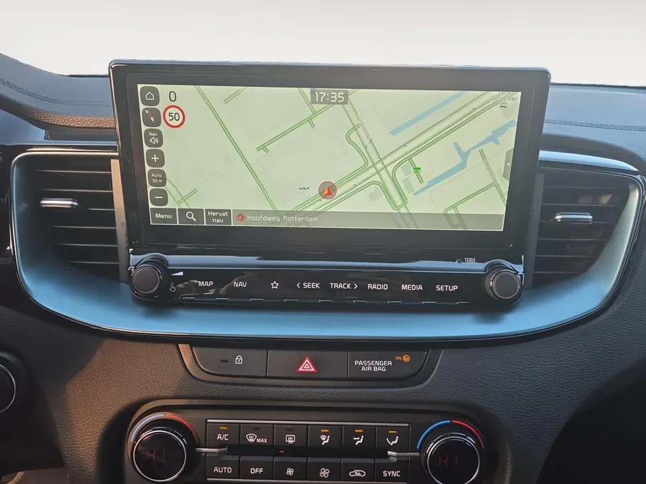 Kia Ceed Sportswagon 1.0 T-GDi Design Edition | Cruise Control | Climate Control | Camera | Navigatie | Lederen Bekleding | Stoelverwarming | Stuurverwarming |