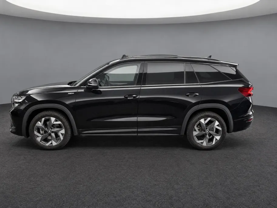 Škoda Kodiaq 1.5 TSI 204pk DSG PHEV Sportline Business · Panoramadak · Alarm · Wegklapbare Trekhaak · Elek. Voorstoel · 19'' Inch · Garantie t/m 06-07-2030 of 100.000km