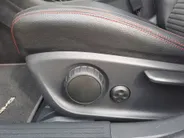 Mercedes-Benz GLA 180 Business Solution AMG AUTOMAAT | Trekhaak | Cruise | Panorama Schuif/kantel Dak | Navigatie | Camera | AMG-styling