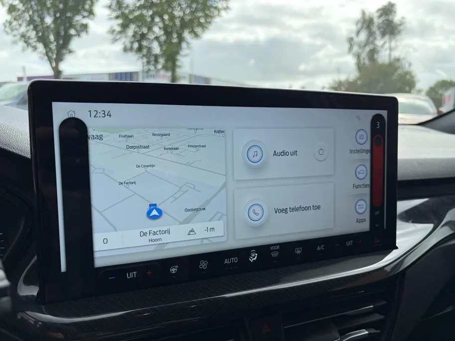 Ford Focus Wagon 1.0 EcoBoost Hybrid ST Line Winterpakket!