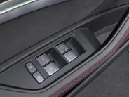 Audi Q8 Sportback e-tron 55 quattro S Line 115 kWh 300kW/408PK · Panoramadak · Luchtvering · 360°Camera · Drive select