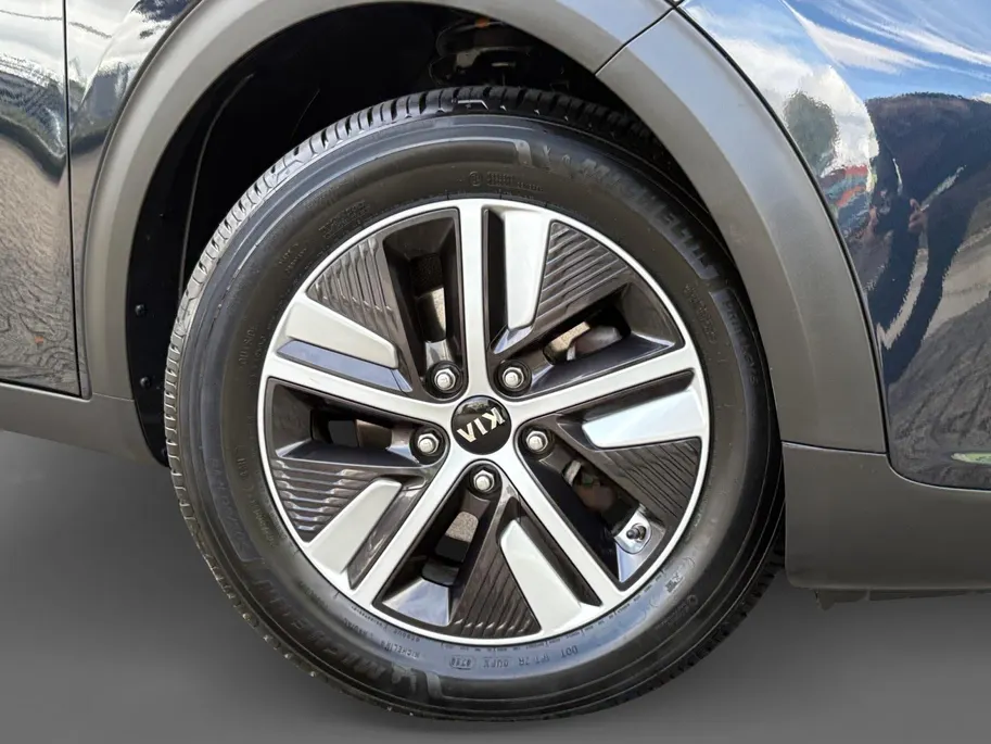 Kia Niro 1.6 GDi Hybrid DynamicLine | Trekhaak | Navi | Camera | LMV | Parkeersensoren V+A | Apple Carplay | Android Auto |
