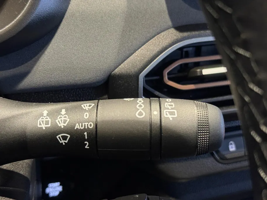 Dacia Jogger 1.6 Hybrid 140 Extreme 7p. *Aut*Navi(Carplay)+Camera*Climate*Parkeersensoren*Limited Edition!