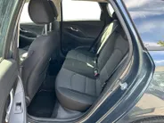 Hyundai i30 Wagon 1.0 T-GDi MHEV Comfort Incl. 12 maanden garantie! NU PREMIUMPAKKET GRATIS!! RIJKLAARPRIJS!