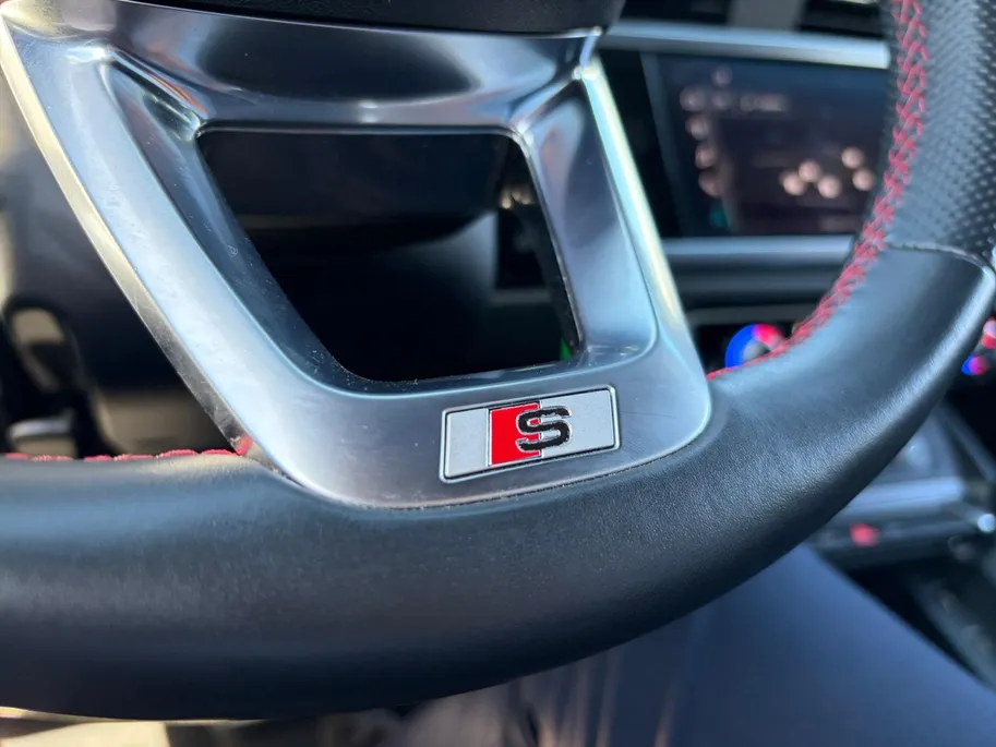 Audi Q3 45 TFSI e S edition *Automaat*Navi+360Camera*Climate Control*Virtual Cockpit*Sonos Audio*Elektrische achterklep*Zeer nette auto!