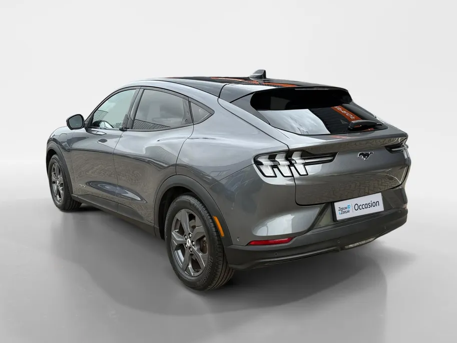 Ford Mustang Mach-E RWD 75 kWh | NL Auto 1ste eigenaar | Panoramadak | Winter Pack | Technology Pack | Driver Assistance Pack | 18'' LMV |