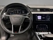 Audi e-tron Sportback 55 Quattro S edition 95 kWh 408pk · SOH 93,7% · Panoramadak · Luchtvering · Virtual Mirror's · 360 Camera · Apple/Android Cra Play · Head-Up · 21'' Inch ·