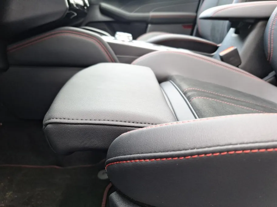 Ford Kuga 2.5 PHEV ST-Line X | Winterpack | Adaptive cruisecontrol | Dodehoekdetectie | Panoramadak | Black Pack | 20' Lichtmetaal | 360Camera | Matrix Led | Halfleer | B&O Audio | Nieuw te bestellen |