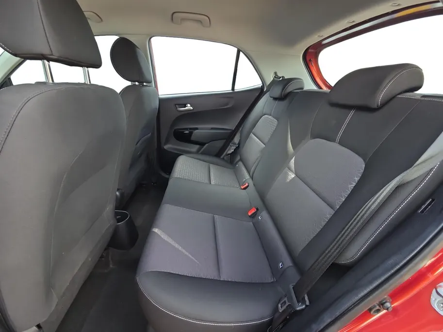 Kia Picanto 1.0i DynamicLine 1e Eigenaar | Dealer onderhouden | Camera | Apple Carplay & Android Auto | Metallic lak | Lichtmetalen velgen | Fabrieksgarantie | NAP