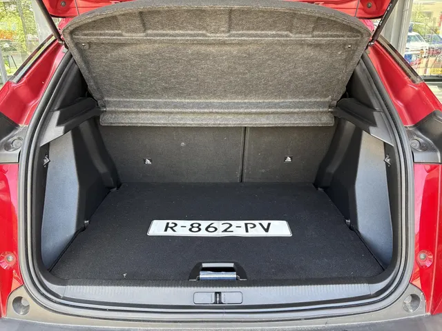 Peugeot 2008 1.2 PureTech Allure Pack