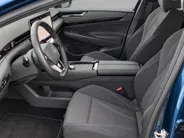 Volkswagen ID.7 Tourer Pro 77 kWh 210kW/286PK · Trekhaak · Navigatie · 360°Camera + parkeersensoren · Garantie t/m 17-10-2027