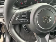 Suzuki Swift 1.2 Select Smart Hybrid | 16' lichtmetalen velgen | Apple CarPlay® & Android Auto™ | Stoelverwarming vóór | Adaptive Cruise Control (ACC) |