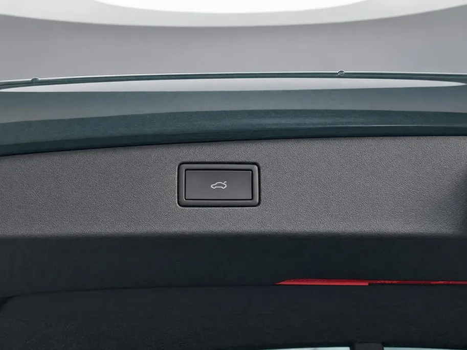 Volkswagen Tiguan 1.5 eHybrid 204pk DSG Life Edition · 360 Camera · Inklap. Trekhaak · Stuur- & Stoelverwarming · Apple/Android Car Play · Garantie t/m 03-02-2028