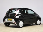 Toyota Aygo 1.0 VVT-i 69pk 5D x-play Cruise 24.000KM!