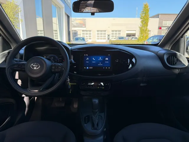 Toyota Aygo X Hybrid 115 play | Camera | Addaptive Cruise