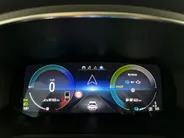 Renault Captur 1.6 E-Tech PHEV 160 Intens | Groot Scherm + Navigatie | Parkeercamera | Cruise Control