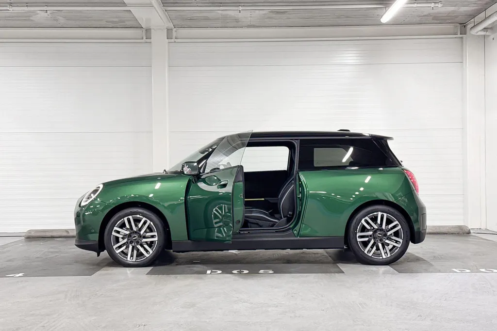 MINI Cooper 3-deurs Electric Cooper E Classic
