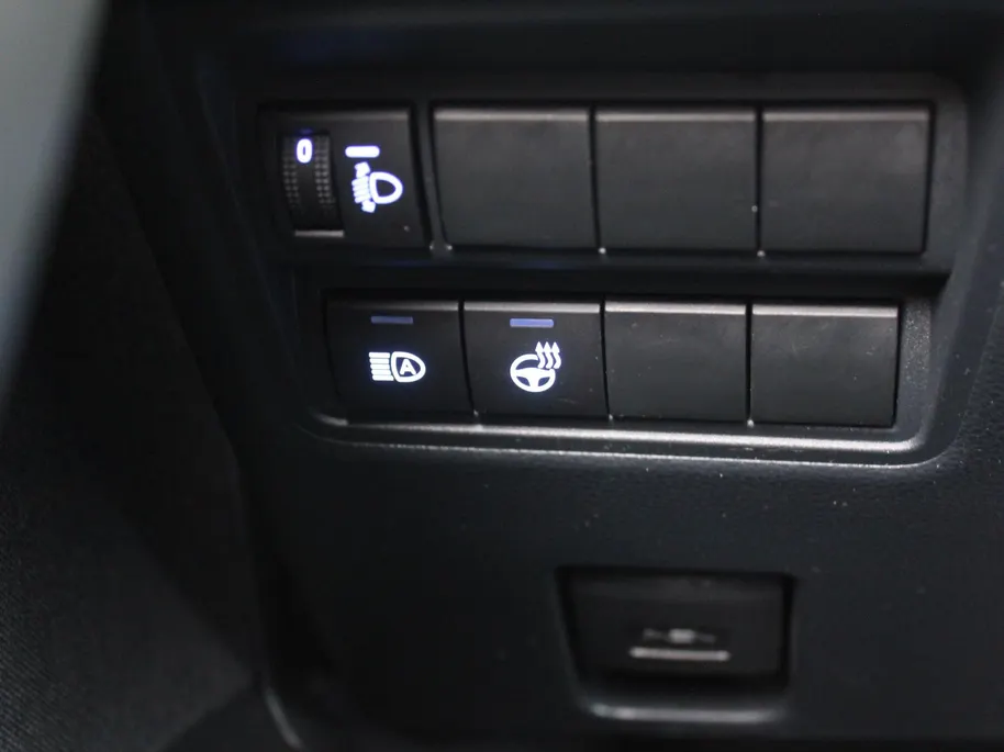 Mazda 2 Hybrid 1.5 Agile | Comfort Pakket | Airco | Apple carplay / Android auto | 15' LM |