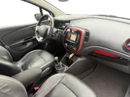 Renault Captur 0.9 TCe Xmod Two Tone | Lederen Bekleding | Achteruitrijcamera | Climate Control | Stoelverwarming | 12 maanden garantie! |