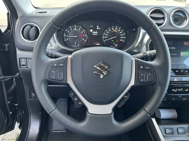 Suzuki Vitara 1.4 B.jet Smart Hybrid Style | Parkeersensoren | Stoelverwarming