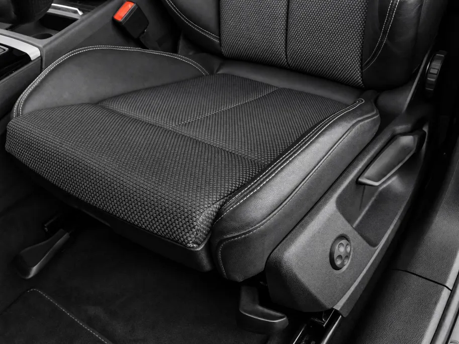 Audi Q5 Sportback 50 TFSIe 299 pk S-tronic S edition · Panoramadak · 360 Camera · Elek. Achterklep · Apple/Android Car Play · Navigatie · 20'' Inch ·