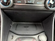 Ford Fiesta 1.0 EcoBoost Hybrid ST-Line | NL Auto | 1 eigenaar | Navigatie | Apple carplay & Android auto | Parkeersensor achter | Cruise control | Draadloos opladen mobiel | Bovag garantie |