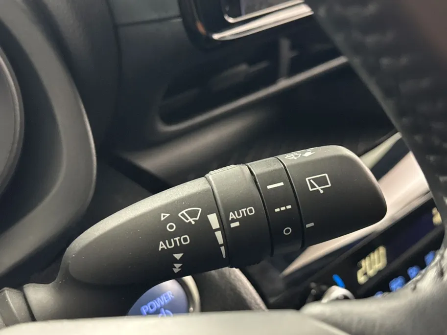 Toyota Yaris Cross 1.5 Hybrid Dynamic | Navigatie | 17'' L.M. Velgen | Adaptieve Cruise Control