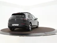 Volkswagen Golf 1.5 eHybrid 272pk DSG GTE · Panoramadak · Camera · Inklap. Trekhaak · Leder Vienna · Stuur- & Stoelverwarming · Elek. Stoel + Geheugen · Garantie t/m 18-06-2030 of 100.000km