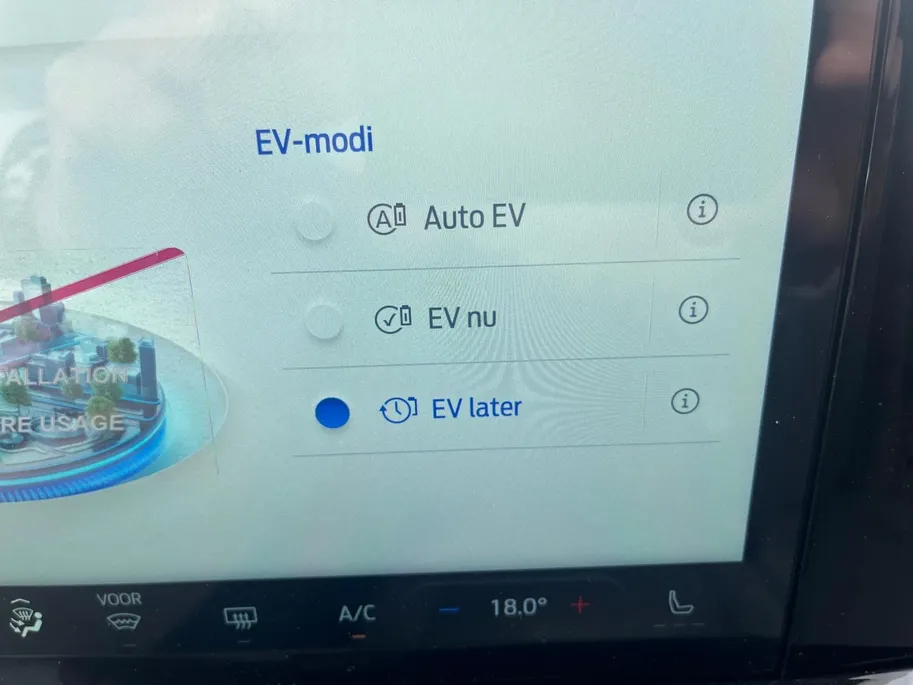 Ford Tourneo Custom 340 L2 Titanium 2.5 PHEV 233 pk | 9-persoons | TE BESTELLEN | Dual-zone airco | Inklapbare trekhaak | Cruise control | Verwarmd stuurwiel | Dubbele schuifdeuren met uitzetruiten | 17' LM velgen
