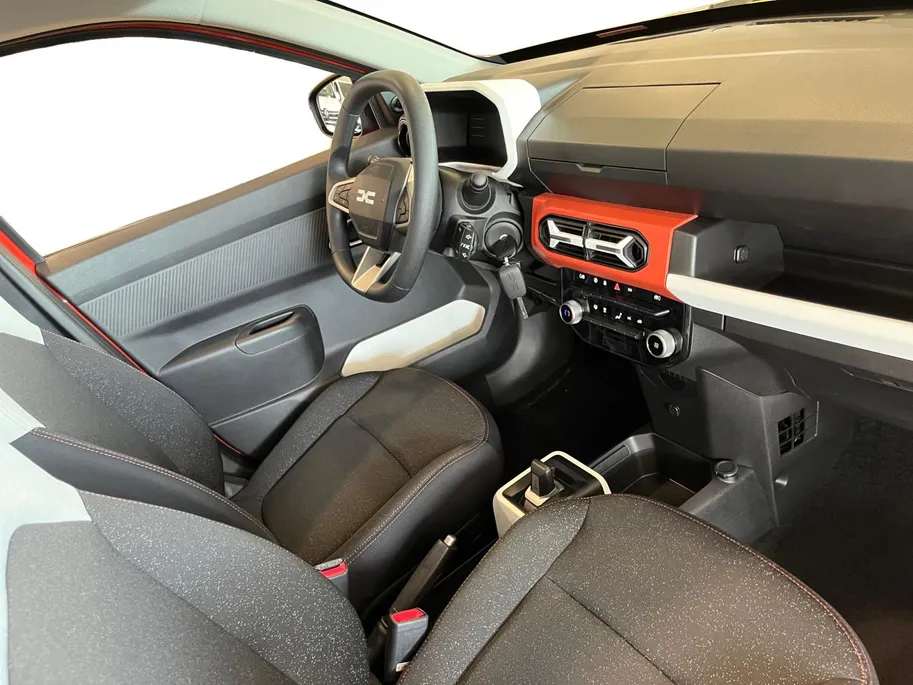 Dacia Spring Expression 65 26.8 kWh Nu met €2000 voorraad Korting