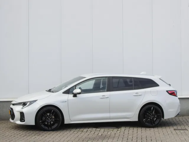 Suzuki Swace 1.8 Hybrid Style | Cruise | Carplay/Android | Camera | Trekhaak
