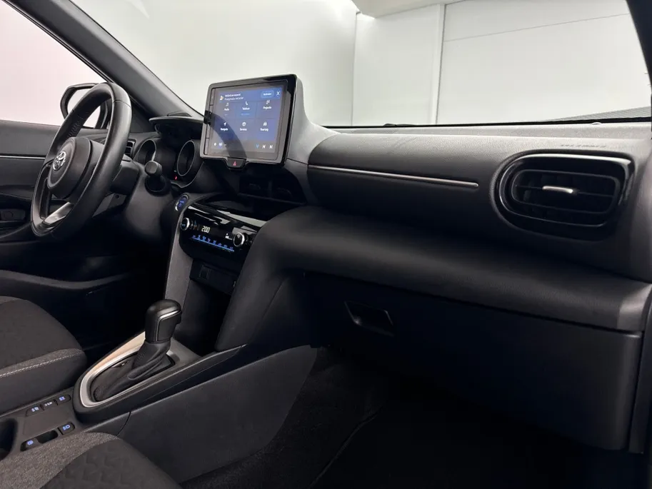 Toyota Yaris Cross 1.5 Hybrid Dynamic | Navigatie | 17'' L.M. Velgen | Adaptieve Cruise Control