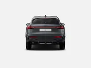 Audi Q5 Sportback 2.0 TFSI e-hybrid quattro S edition Competition 367 PK · Glazen panoramadak · Trekhaak elek. wegklapbaar · MMI bijrijdersdisplay