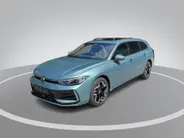 Volkswagen Passat Variant 1.5 eHybrid 272pk DSG R-Line Edition · Panoramadak · Inklap. Trekhaak · 360 Camera · Keyless · Matrix LED · Elek. Achterklep · Head-Up Display · Garantie t/m 13-11-2030 of 100.000km