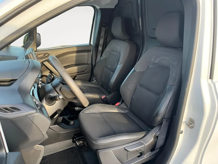 Renault Kangoo E-Tech Advance 11 kW 44 kWh WLTP 291km | camera | navi | PDC | Etc.