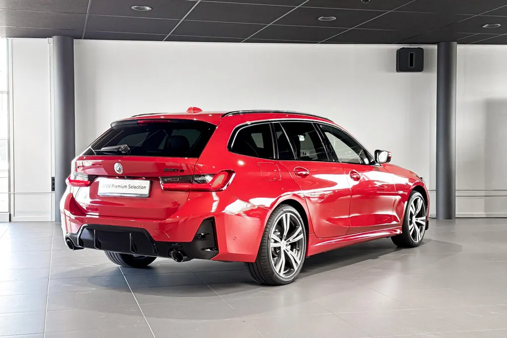 BMW 3 Serie Touring 330e xDrive