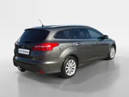Ford Focus Wagon 1.0 Titanium |Lederen/stof bekleding| Trekhaak| bi-xenon koplampen| keyless entry| 12 maanden Bovag garantie|