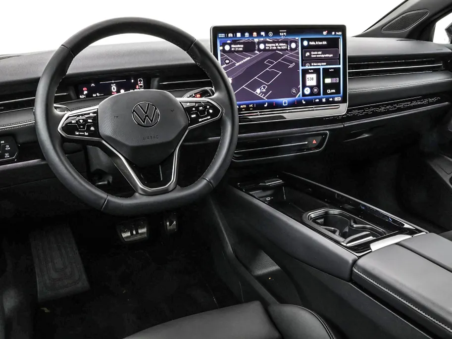 Volkswagen ID.7 Pro Limited Edition 77 kWh accu 286 pk · Achteruitrijcamera · Draadloze telefoonverbinding · LEDER INTERIEUR -