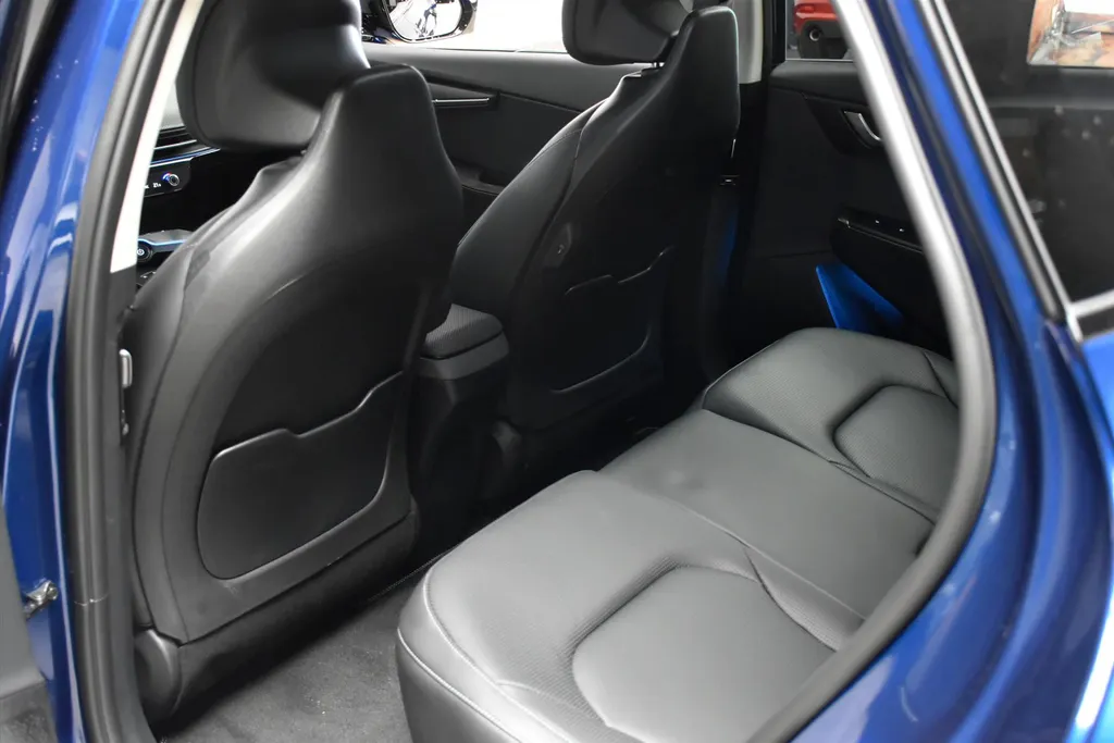 Kia EV6 84kWh 229pk RWD Plus NIEUW - SNEL LEVERBAAR