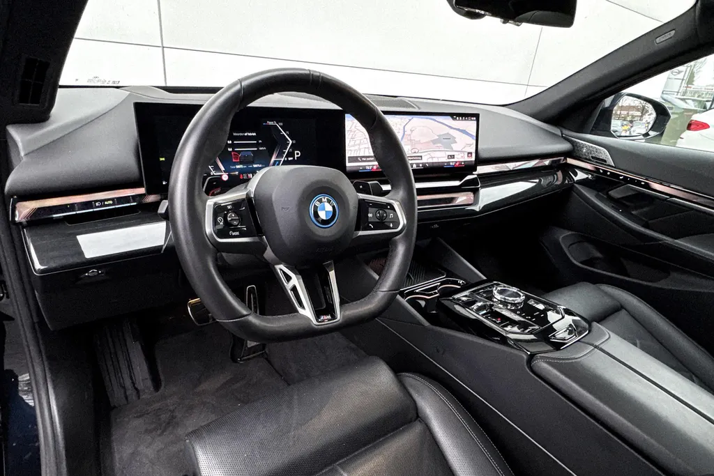 BMW 5 Serie Sedan 550e xDrive