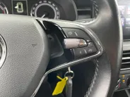 Škoda Kamiq 1.0 TSI Active *Navi via Carplay*Parkeersensoren*Cruise Control*Airco*LM.Velgen*Leuke auto!